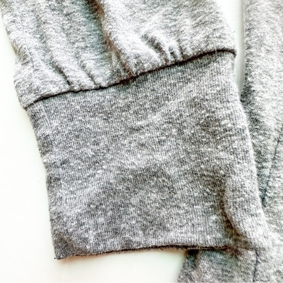 Death Valley National Park Lightweight Hoodie
In grey and blue - Picture 8 of 15